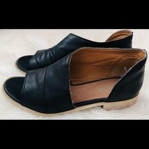 Miim Free People Dupe Black Cut Out Flats